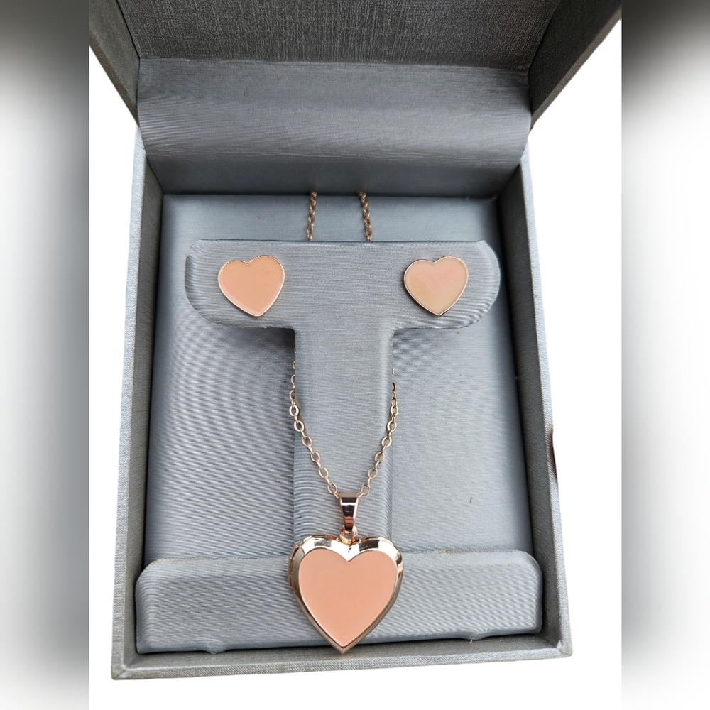 Bebe heart locket and matching earrings